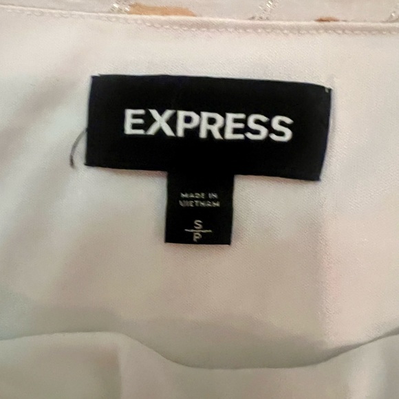 Matching top and skirt for summer vacation - Picture 5 of 5